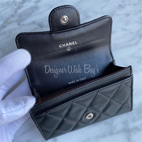 chanel clasic card holder